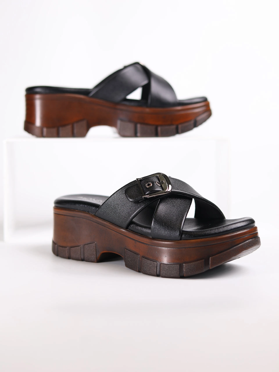 Bright High Heels Lila Black Flatform Heels