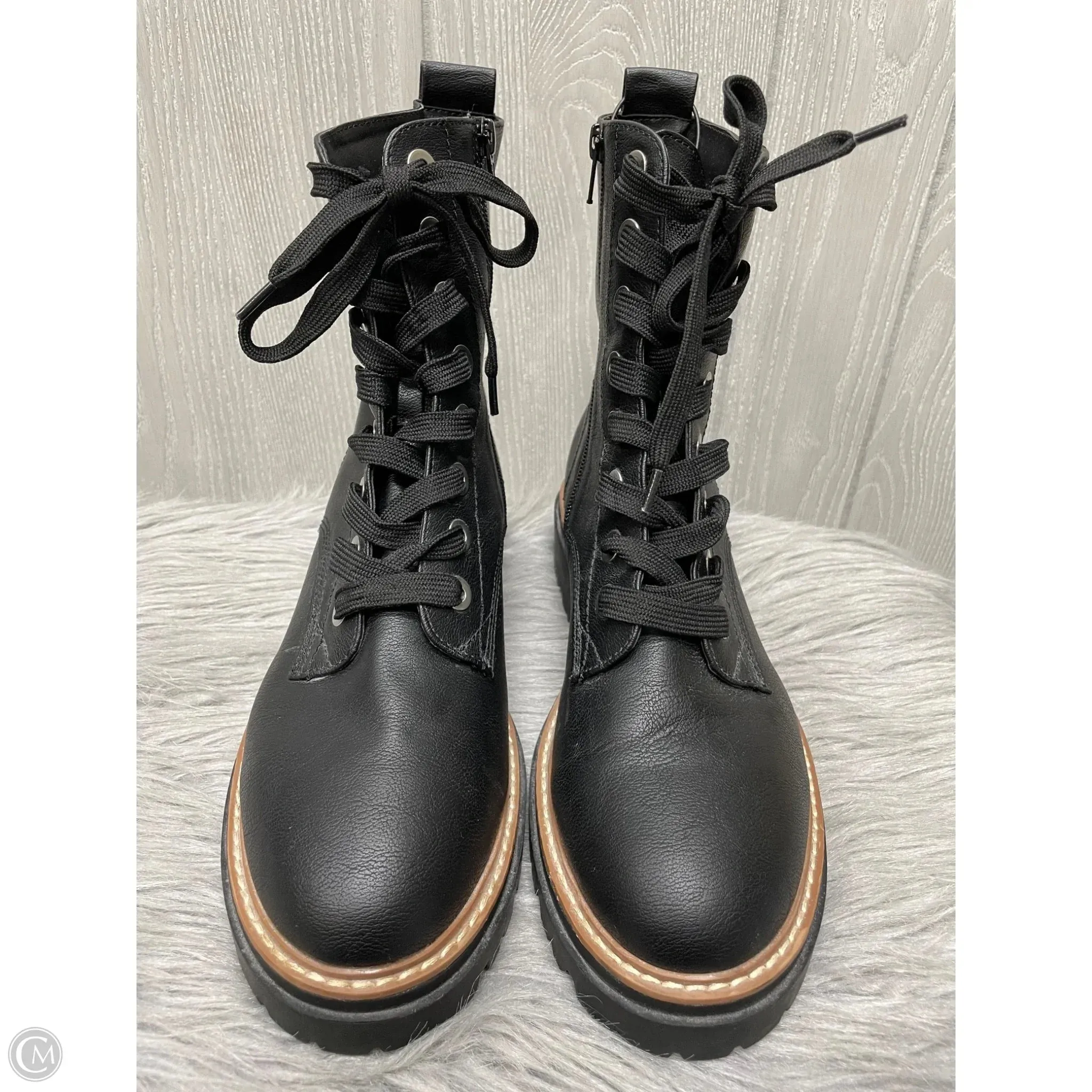 Vegetarian Combat Boots Boots Combat By Clothes Mentor In Black & Brown, Size: 10
