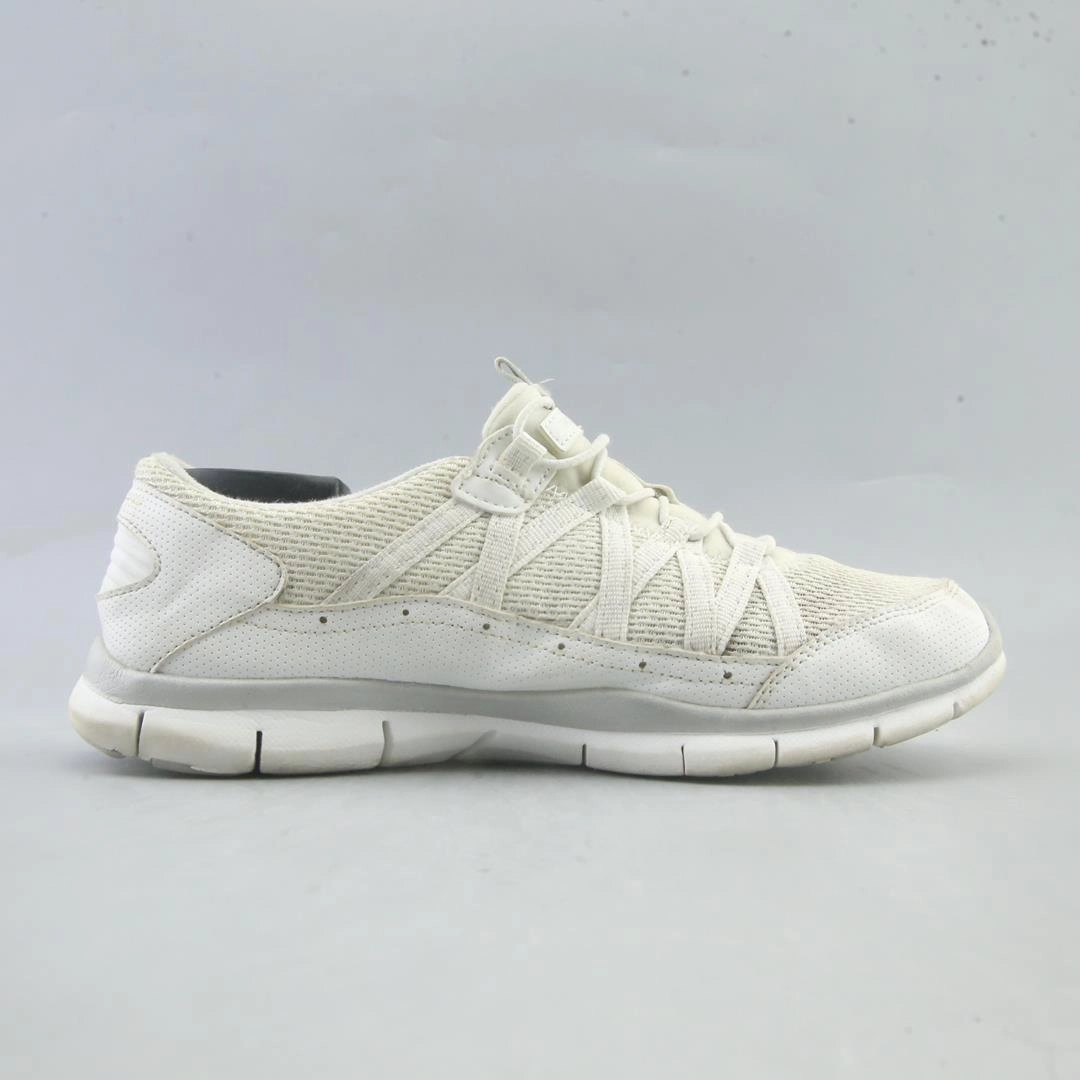 SKECHERS GRATIS-STROLLING Wedge Slip Ons