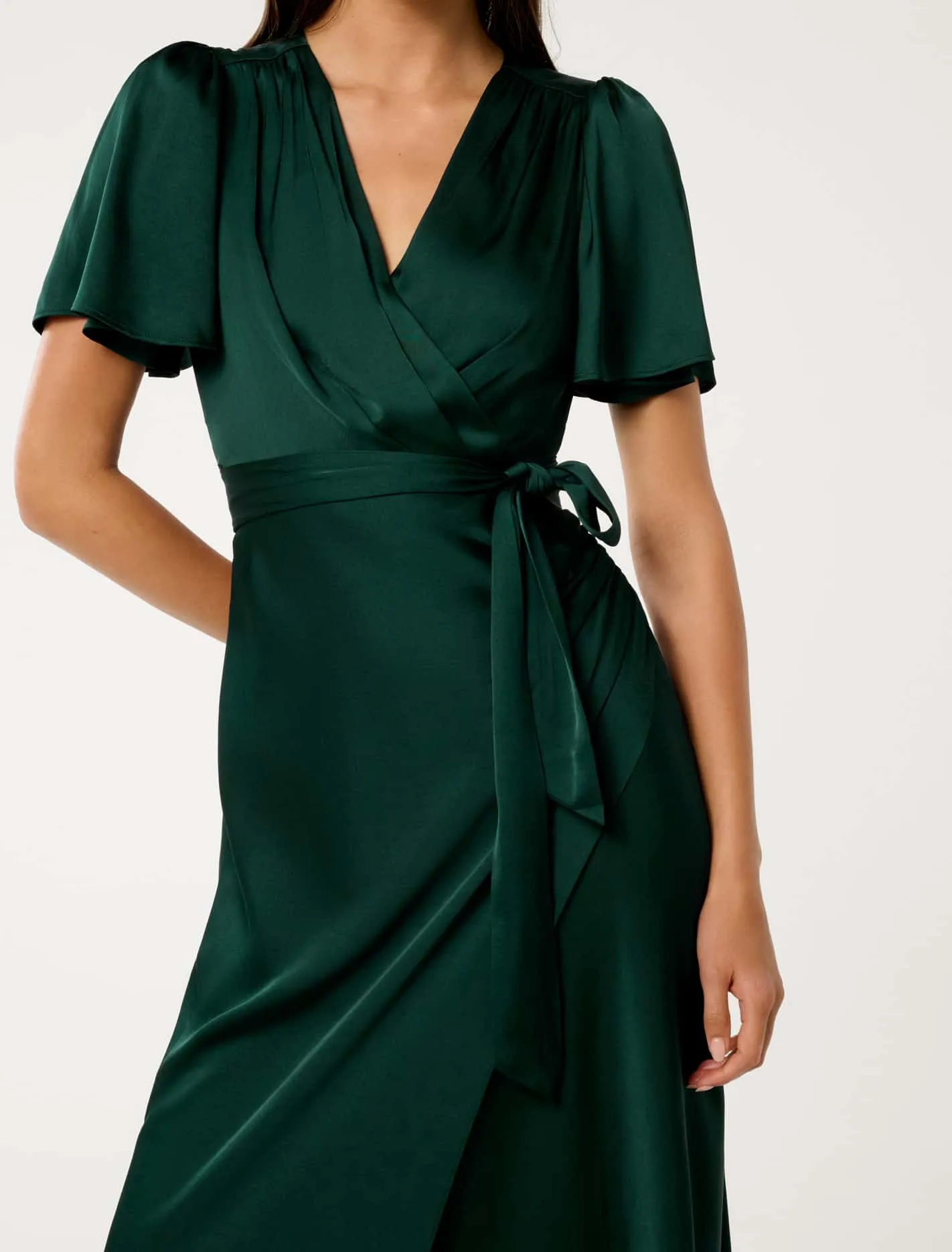 Chelsea Boots Rain Chelsea Flutter Sleeve Satin Maxi Dress