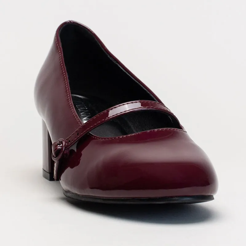 Clarks Mary Jane Travel Shoes Comfort Mary Jane Midi Heel