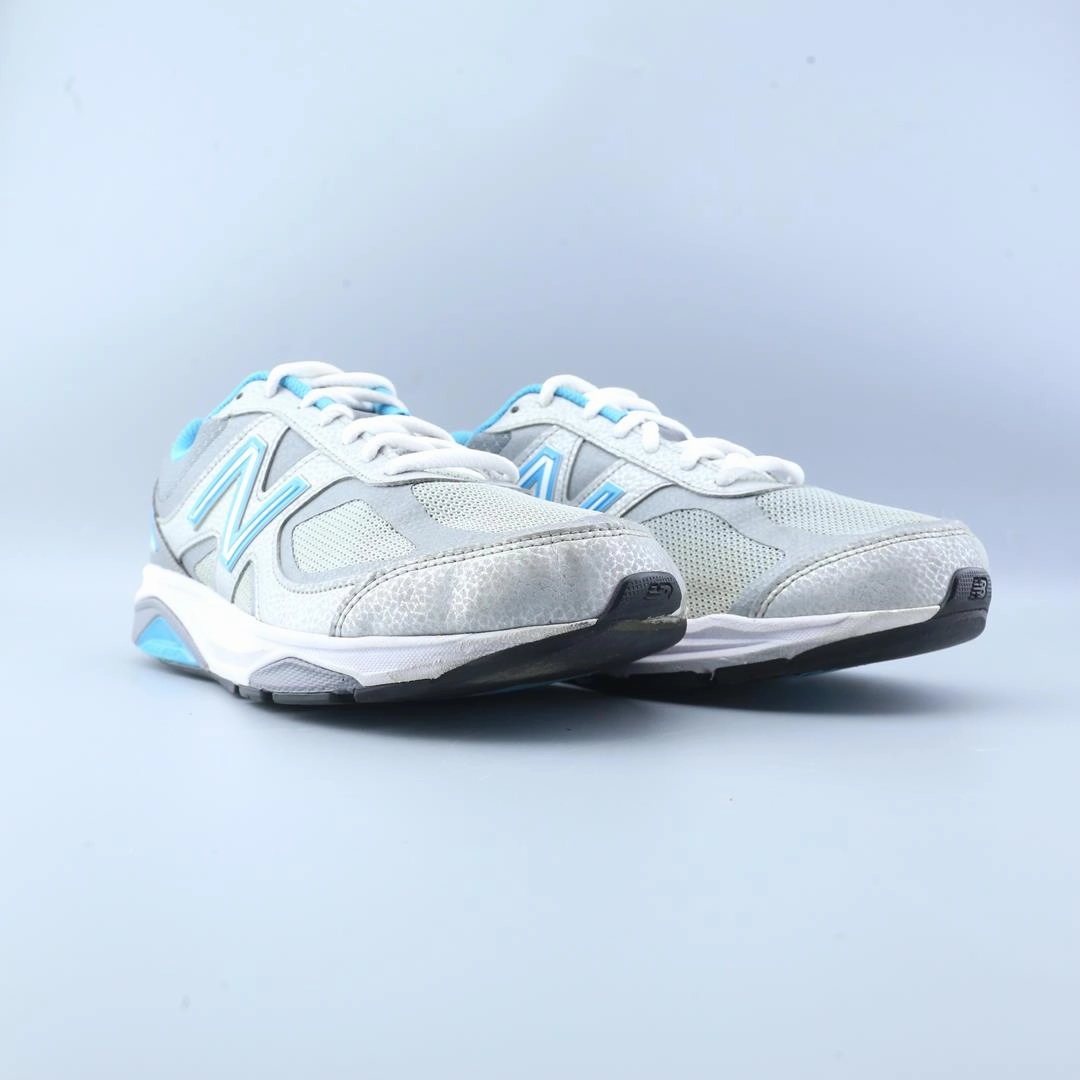 NEW BALANCE 1540 V3 New Balance Fresh Foam X More V4 Product Details