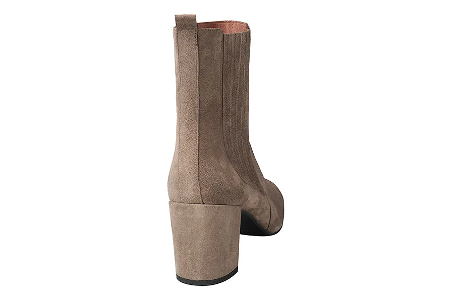 DAN JOYCE TAUPE Flat Ankle Boots With Jeans