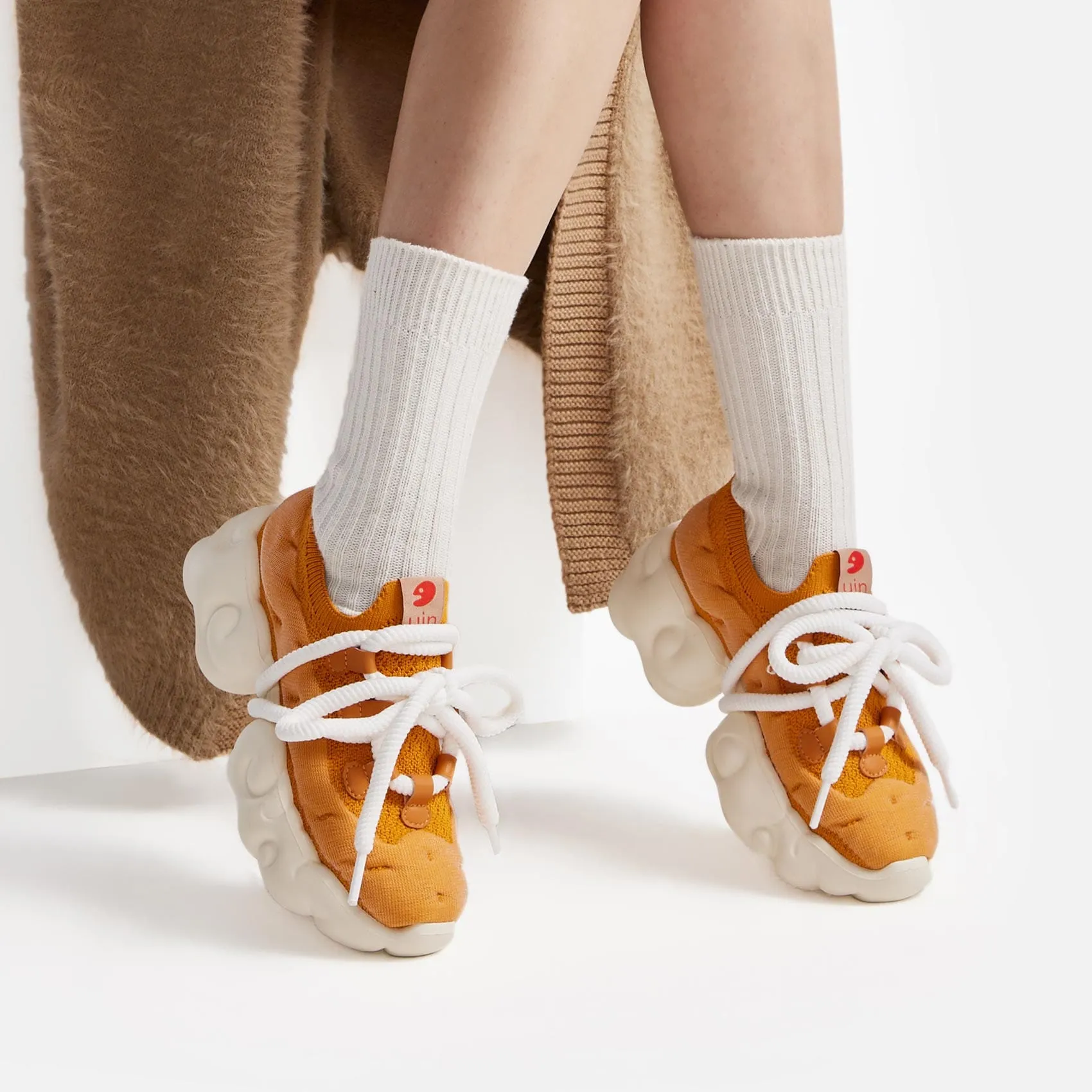 Desert Sun Cloud I Women Ankle Protection Shoes Badminton