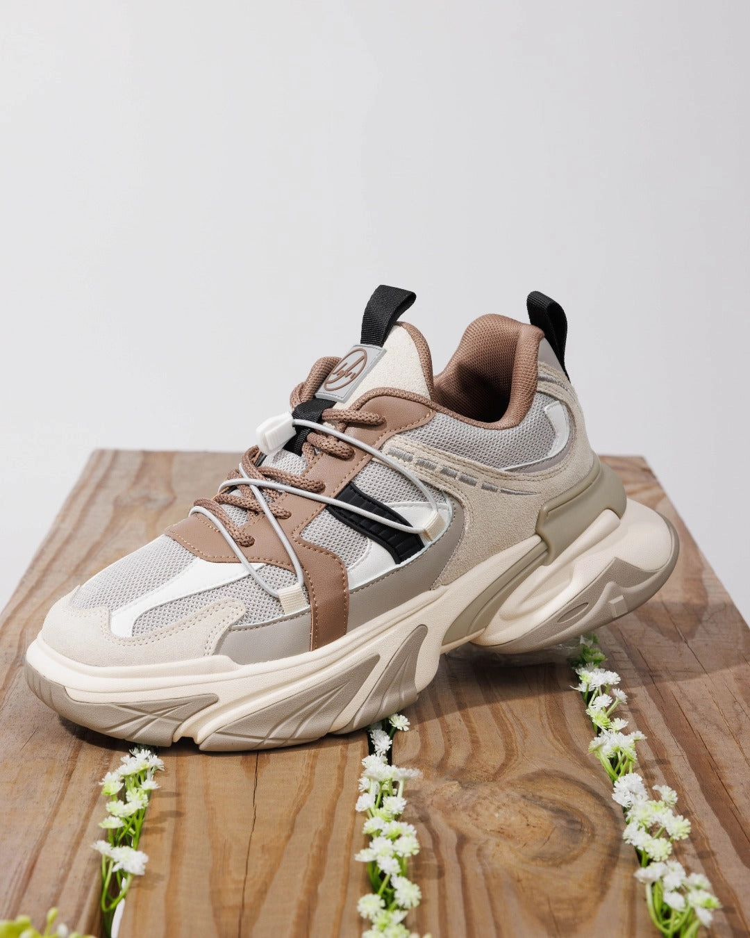 Dragon Beige Suede Mesh 2fo Roost Flat Syn Shoe