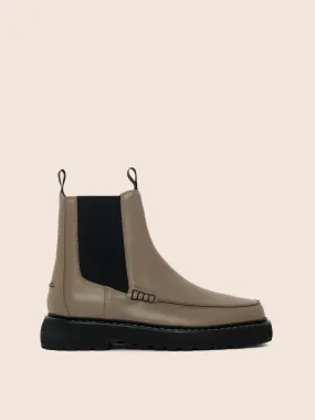 Wide Shaft Chelsea Boots Lagoa Taupe Unlined Boot