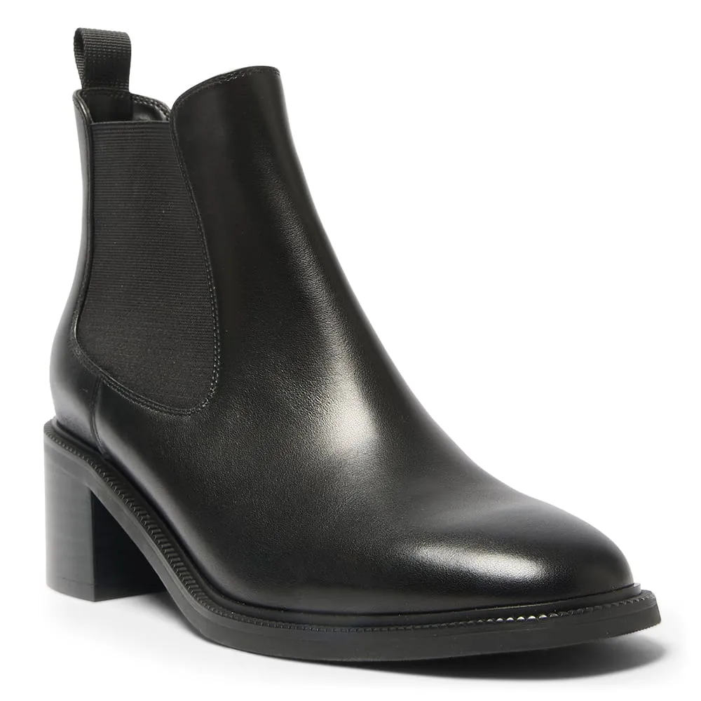 Oxford Boot in Black Leather Best Lug Sole Chelsea Boots