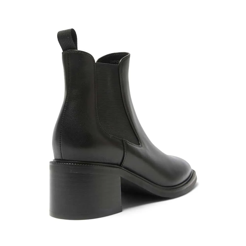 Oxford Boot in Black Leather Chippewa Renegade Chelsea Boots