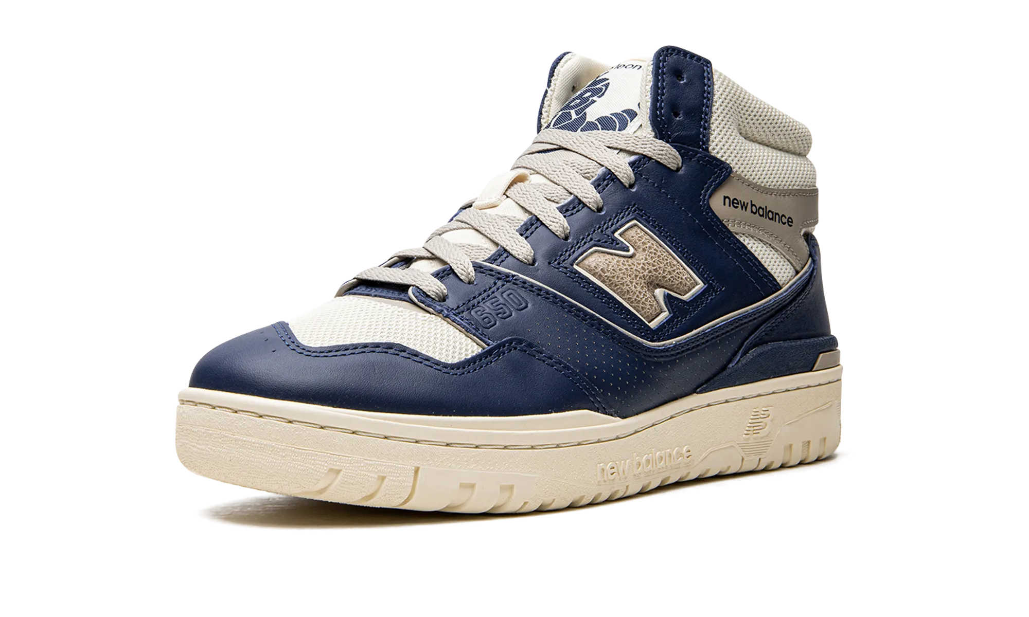 Basketball Shoes With Laces On The Side 650 "Aime Leon Dore"