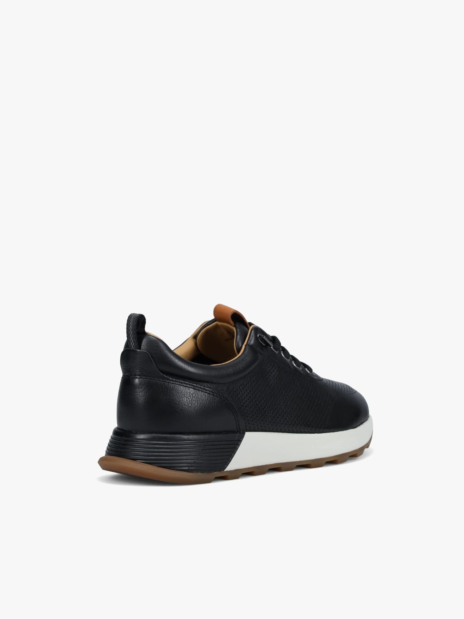 Wide Feet Flat Shoes Kinnon Perfed Jogger Black Leather