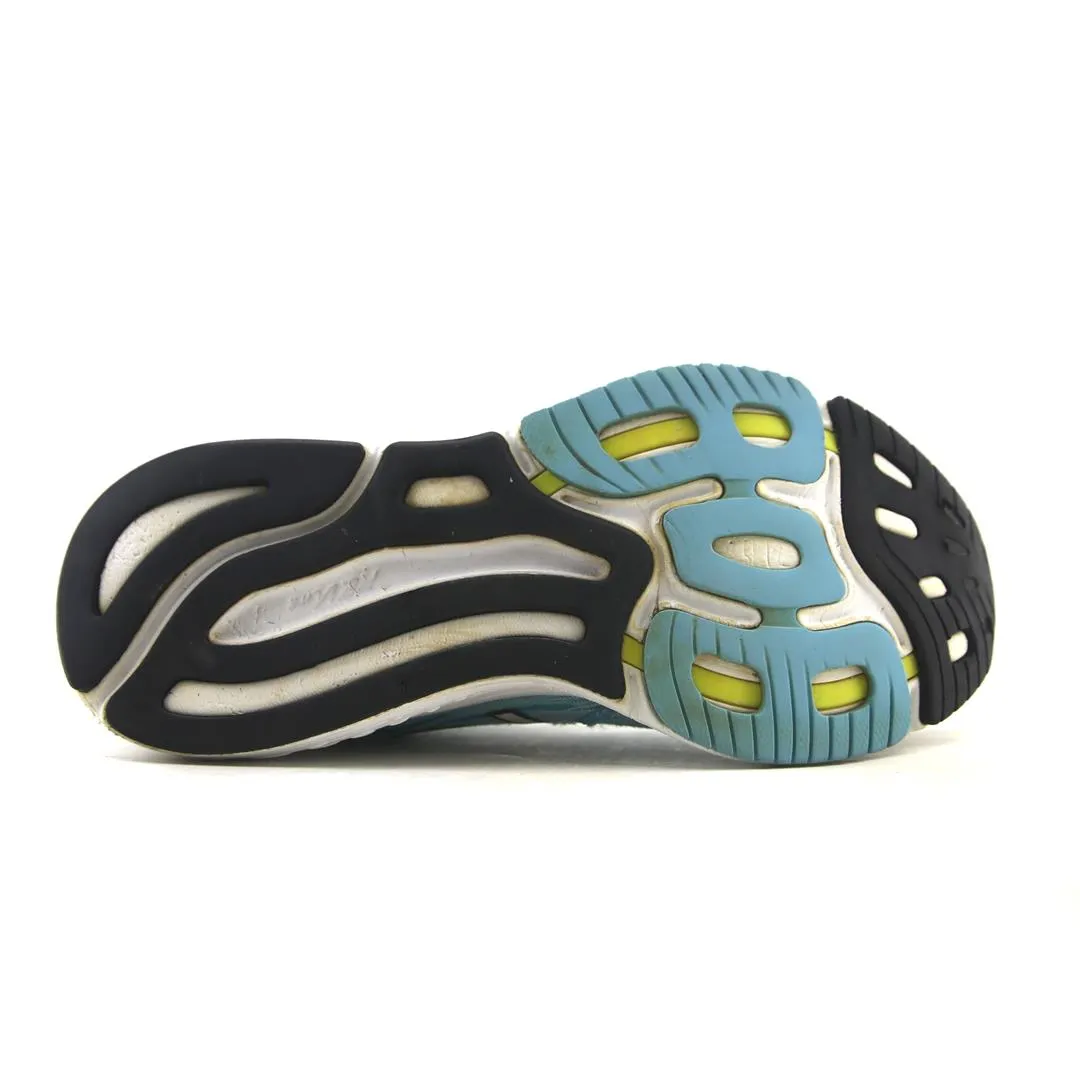 NEW BALANCE 890 V6 Gray New Balances