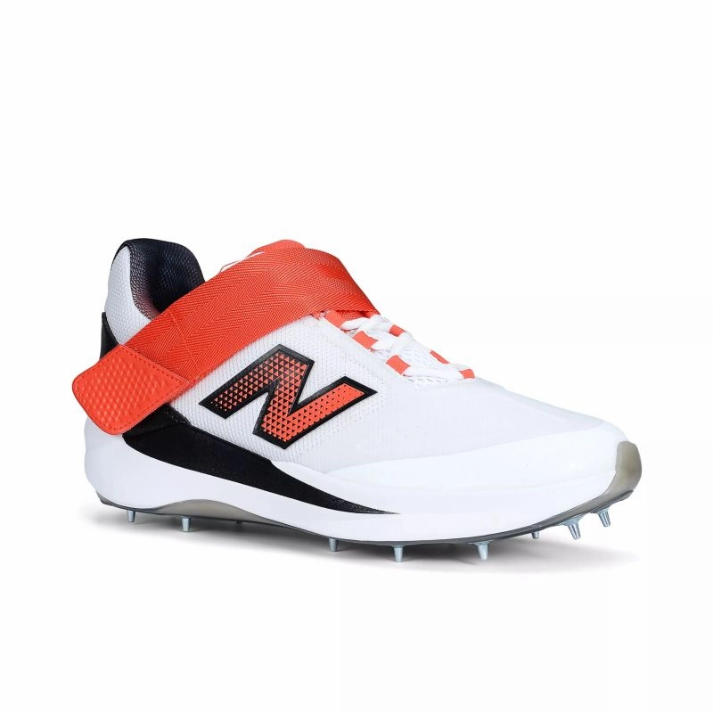 New Balance CK4040v7 2E WIDE Adults Cricket Shoes
