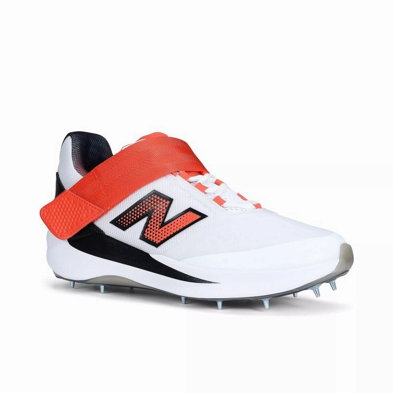 New Balance CK4040v7 2E WIDE Adults Cricket Shoes