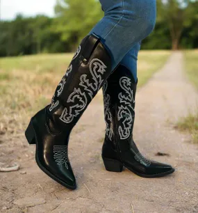 Boots In The Park 2025 HOMETOWN-1/SECOND Black