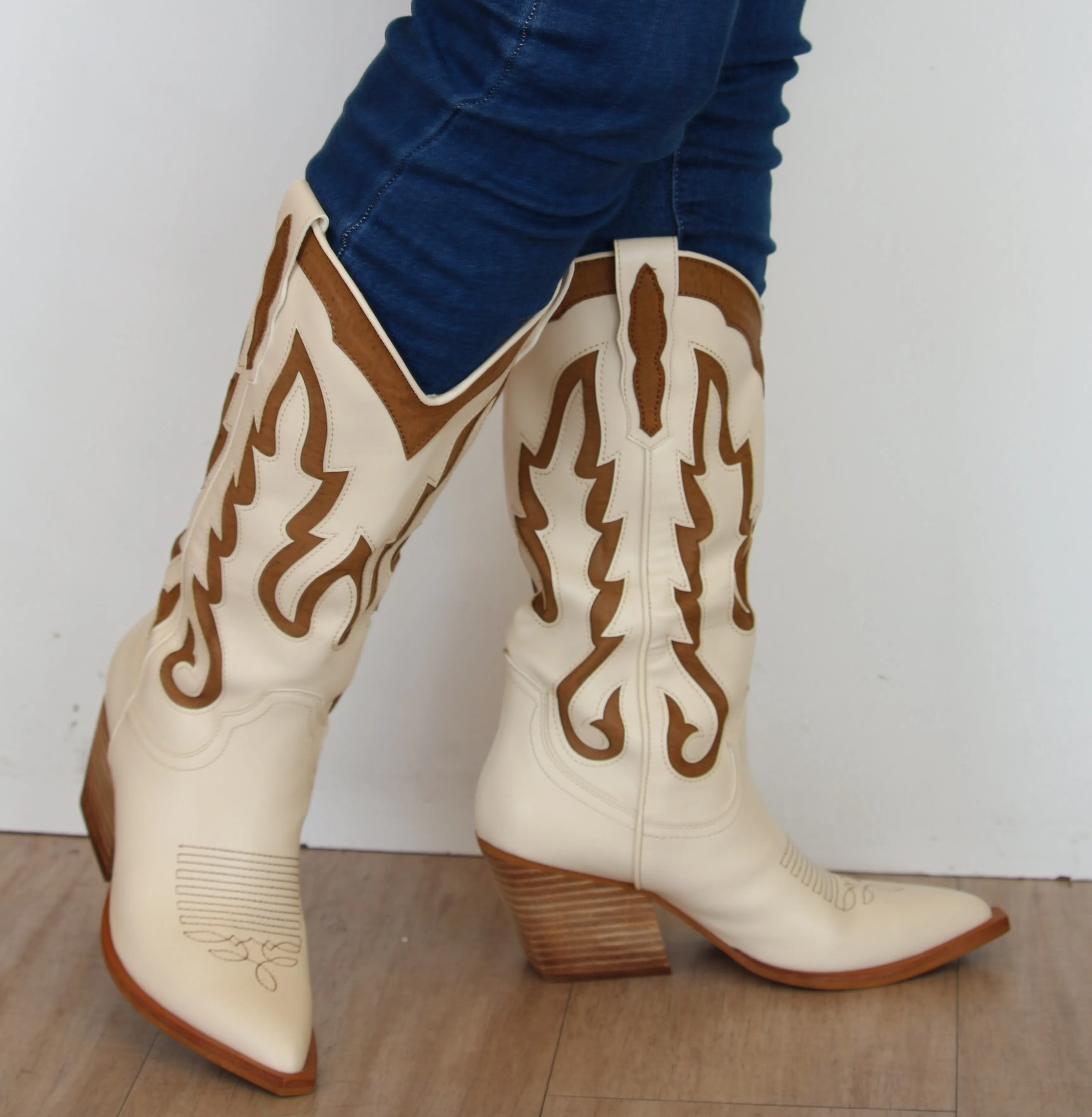 IDA White/Tan Cowboy Boot Womens Fluffy Boots
