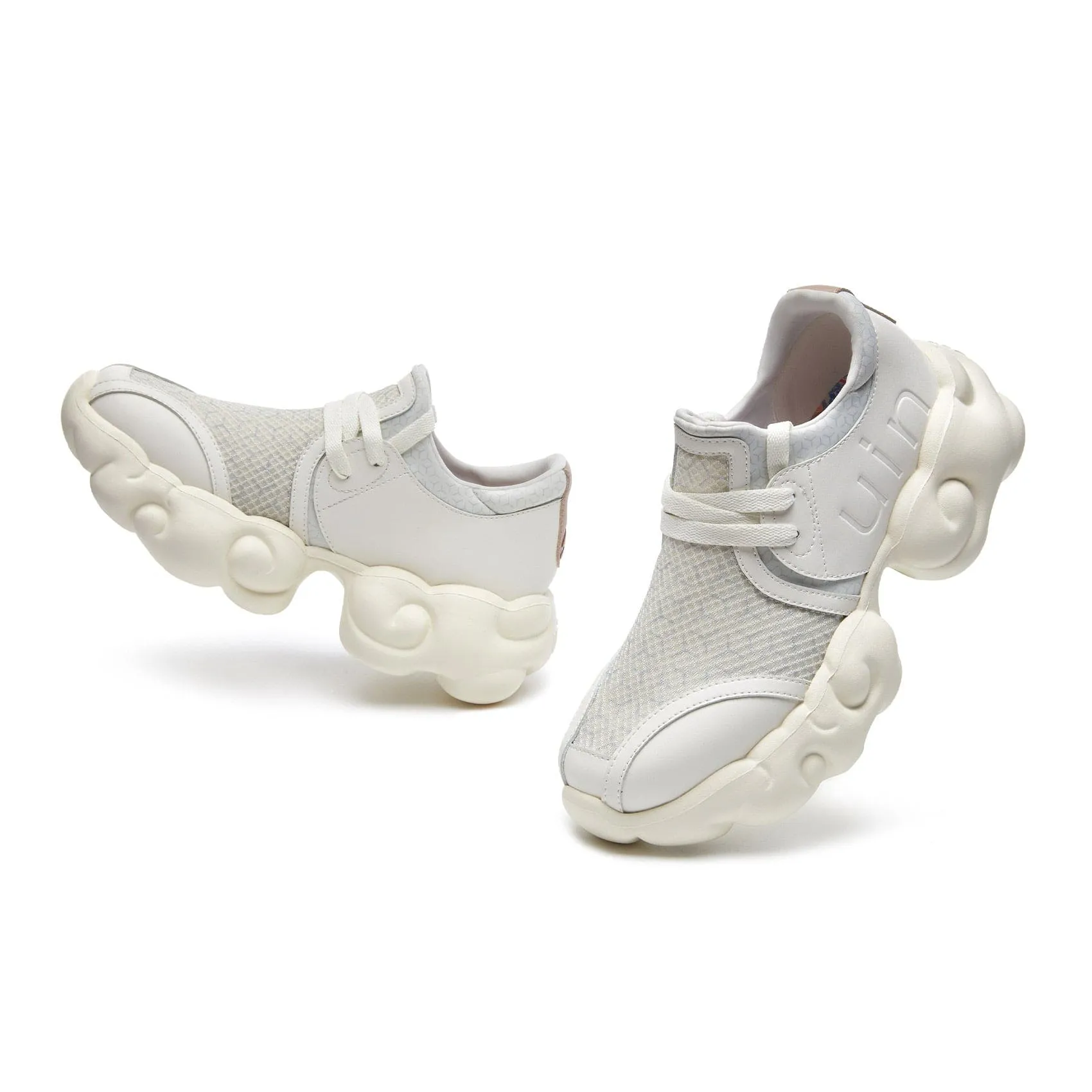 Good Places To Buy Basketball Shoes Isabelline Cloud VI Women