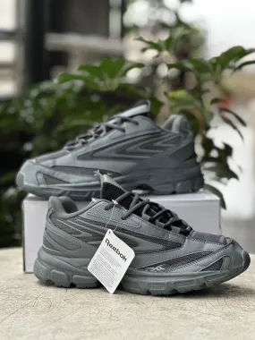 Nike Waterproof Sneakers Reebok DMX Trail Shadow Sneakers - Monochromatic Grey