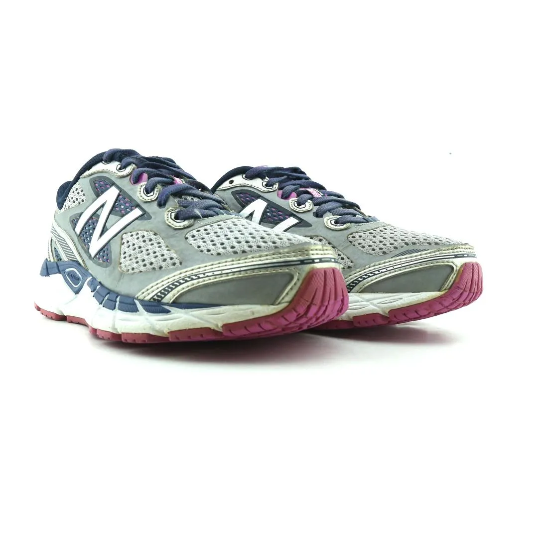 Walking New Balance Sneakers NEW BALANCE 840 V3