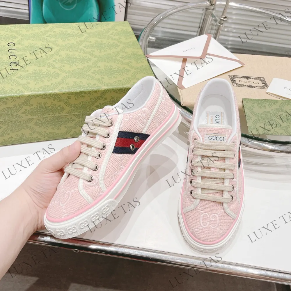 Tennis Shoes With Bootcut Jeans Light Pink GG Tennis 1977 Sneaker Designer Sneakers for Women
