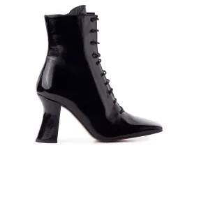 Lockwood Black Leather Ankle Boots With Skinny Ankles