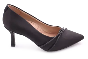 High Heels Woman Golden Seal Majestic