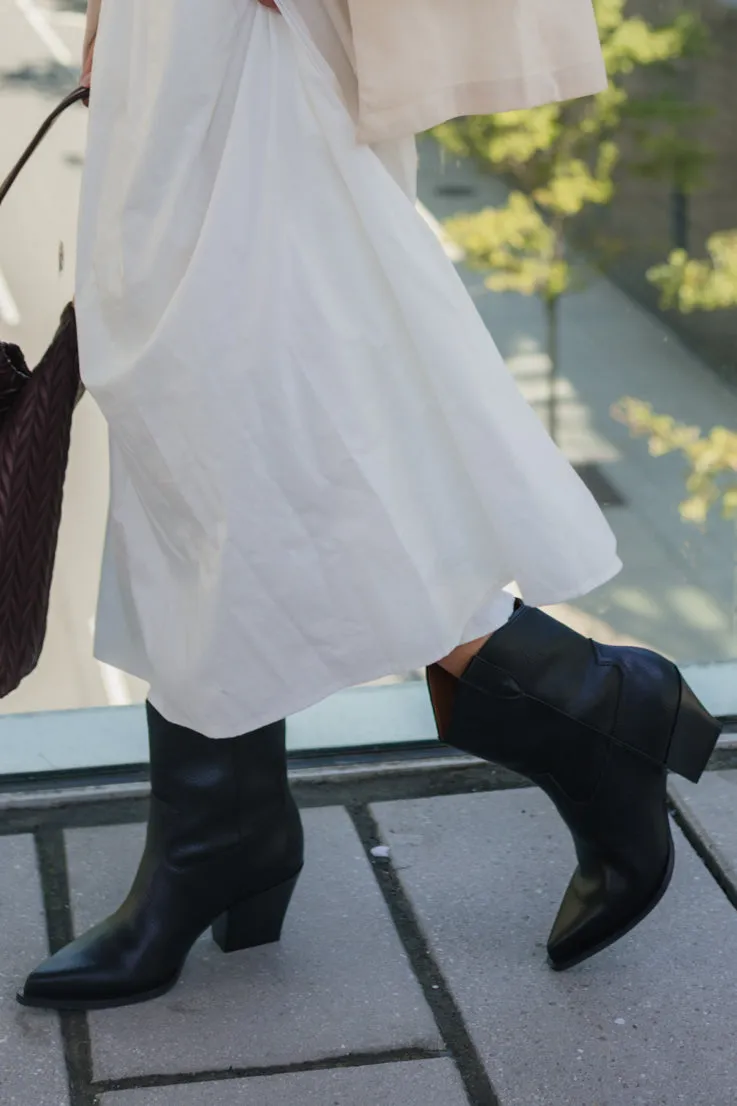 Ames Booties Wings Boots Sale