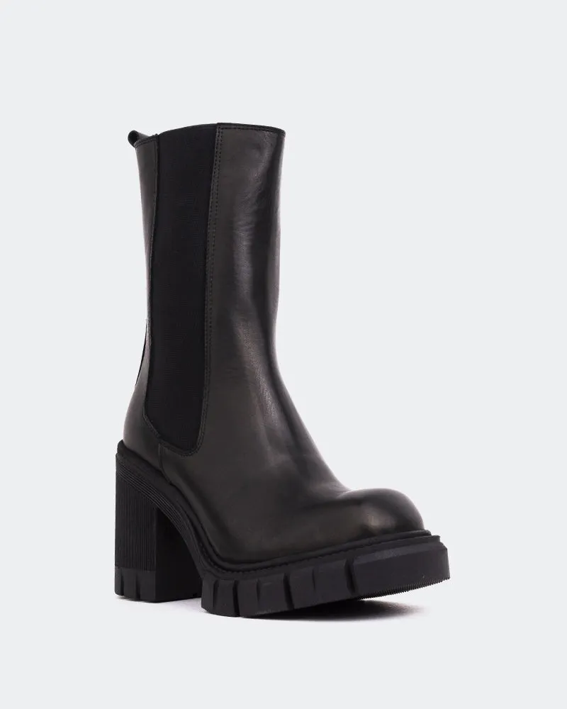 Chelsea Boots Size 4.5 Maple Black Leather