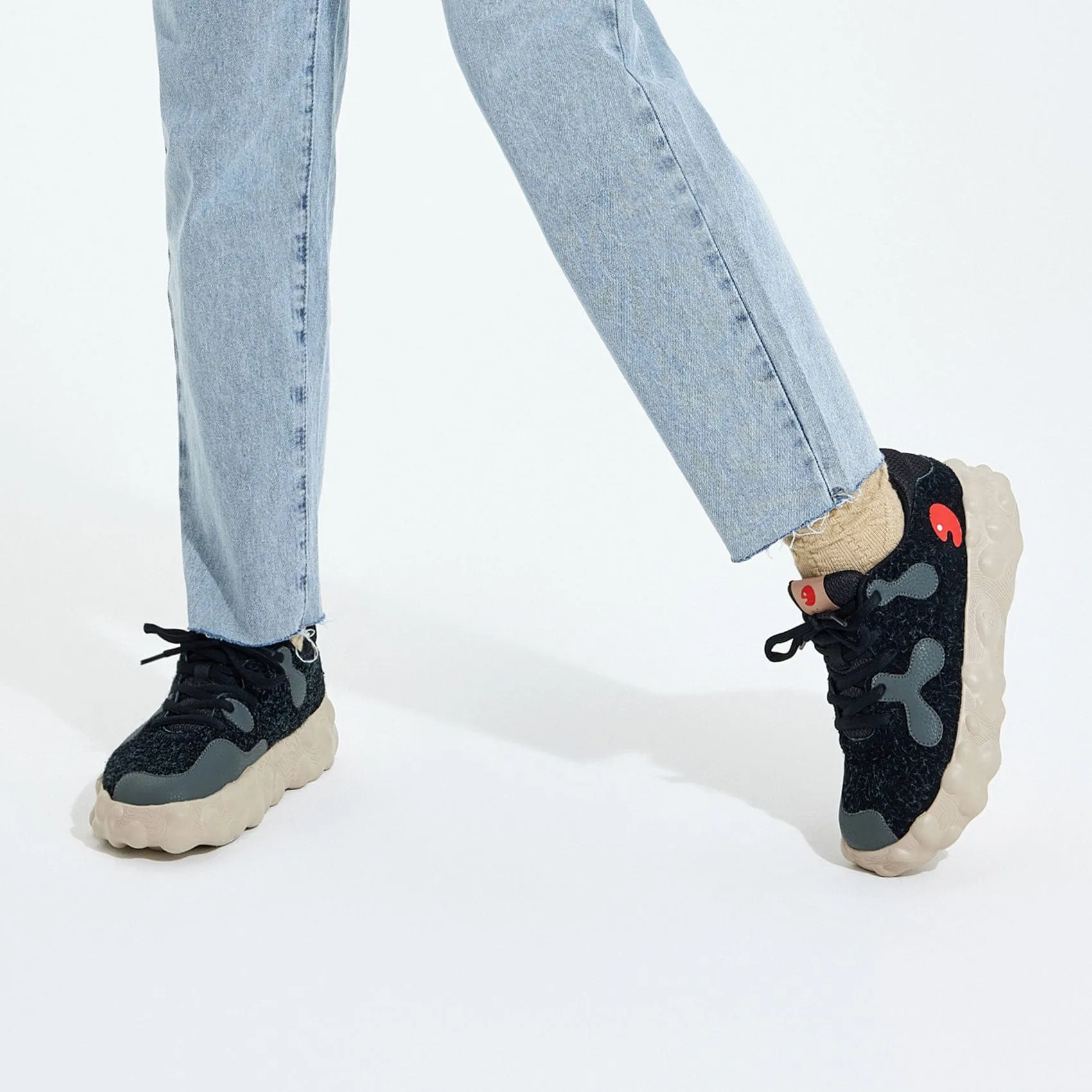 Lil Melo Basketball Shoes Fluffy Black Figueras I Women