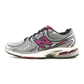 New Balance 410 V7 NEW BALANCE 860 V1