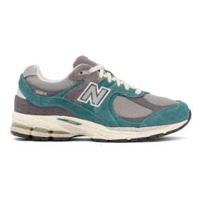 New Balance 9060 Green Tan Unisex Shoe New Balance Men's 2002R Shoes - Spruce / Magnet / Shadow / Grey