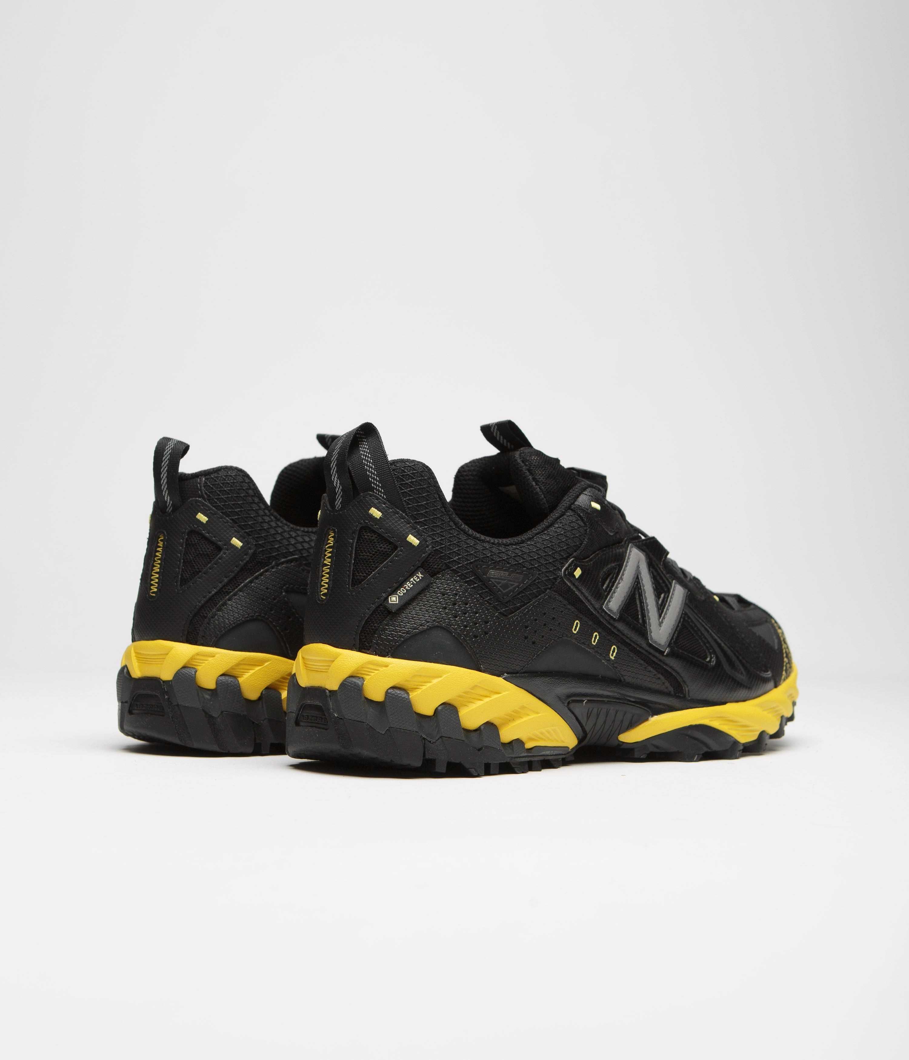 New Balance 610 Shoes - Black All Black New Balance 1906r