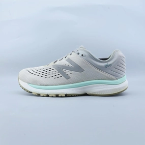 New Balance Furon V7  NEW BALANCE 860 V10