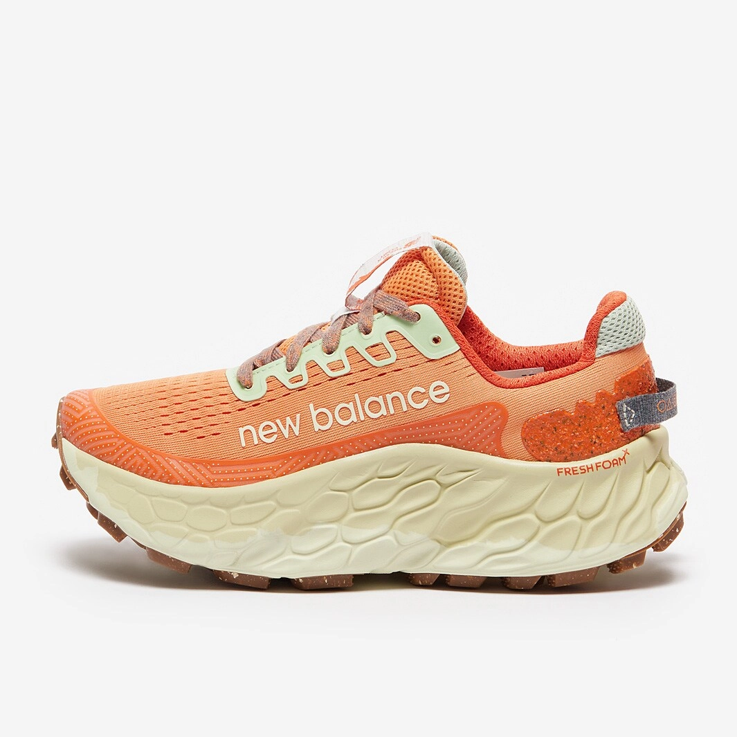 New Balance Womens Fresh Foam X More Trail v3 Soccer New Balance