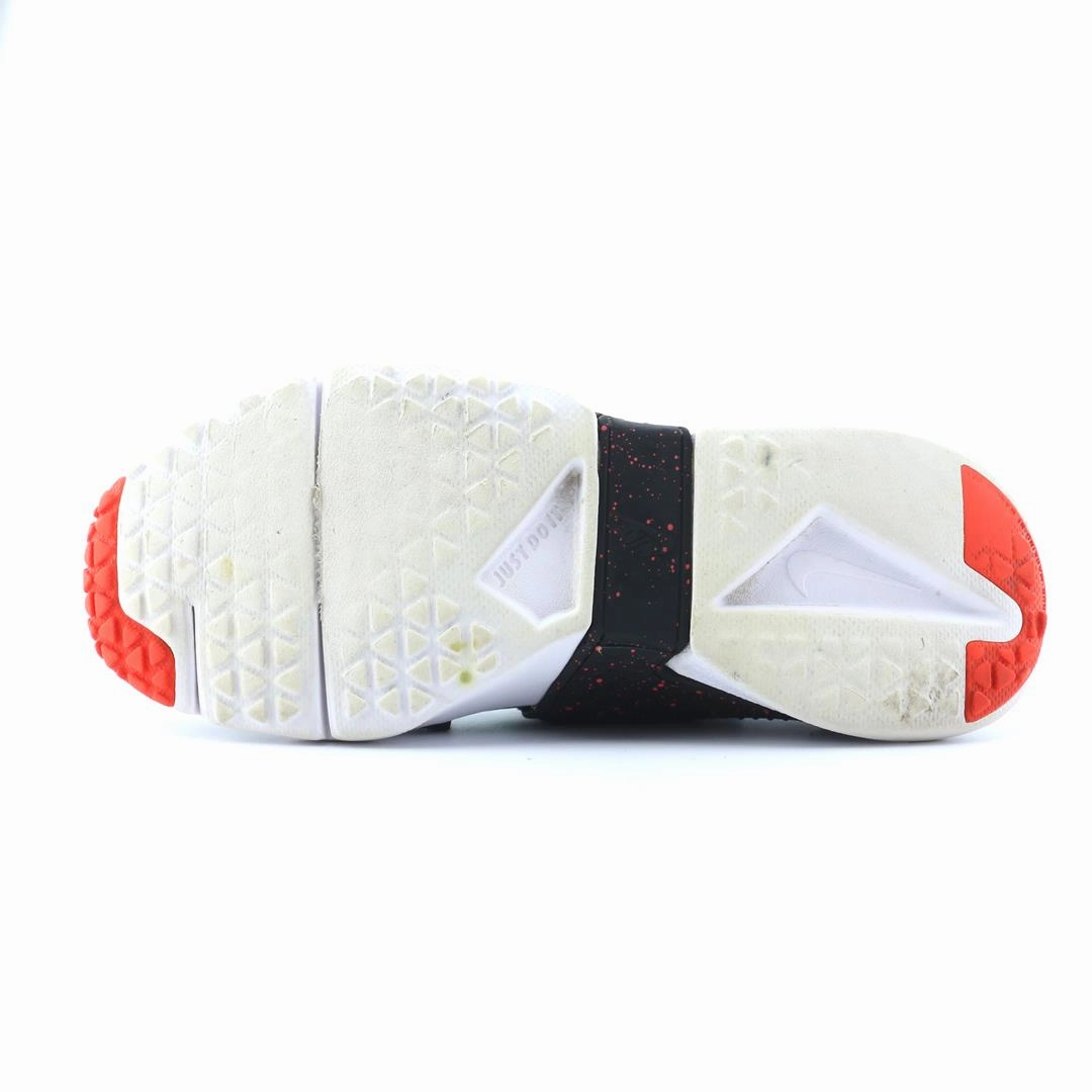 NIKE HUARACHE EXTREME Slip On Platforms