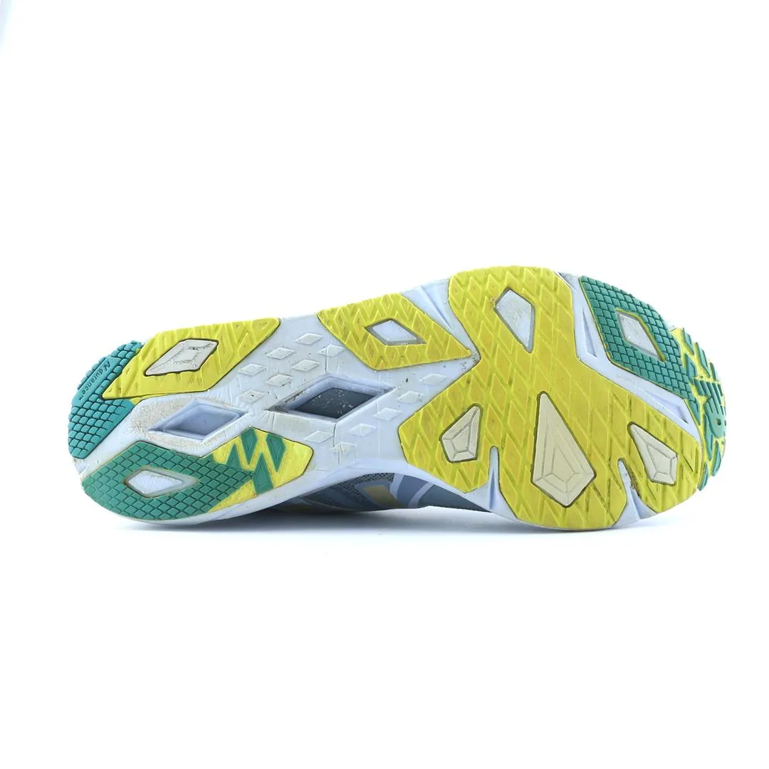 New Balance Womens 311 NEW BALANCE 1400 V3