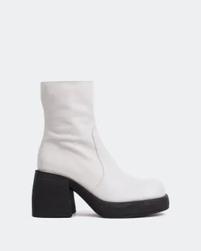 Chamonix Off White Leather Pointed Wedge Ankle Boots