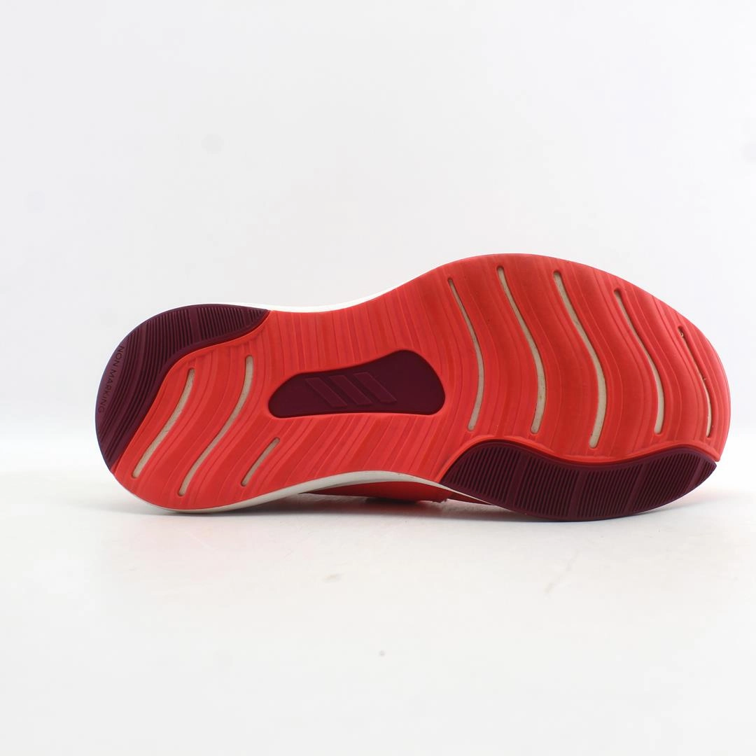 ADIDAS . Roxy Slip Ons