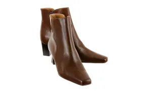 Via Joleen 2020 Ankle Boots