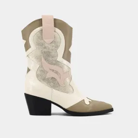 Boots Barn Store ZIZI