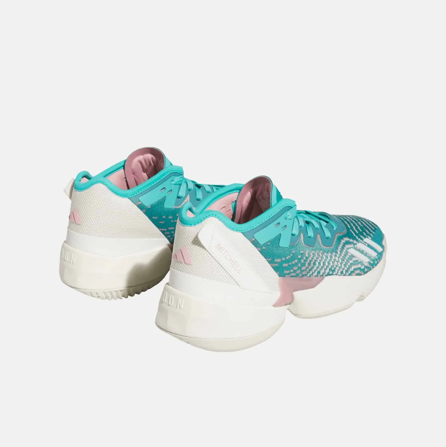 Youth Basketball Shoes Size 5 D.O.N. Issue 4