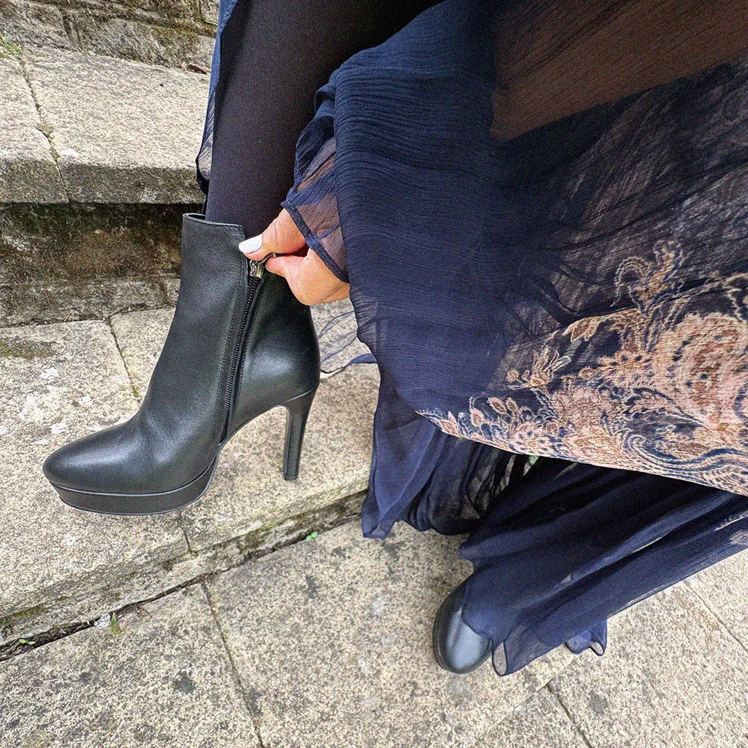 Nidd Leather Round Toe Ankle Boots *CLAIRE - leather platform ankle boots