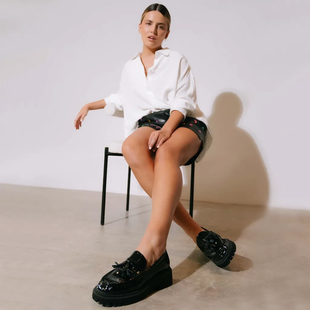 TAYLOR Flat Shoes With Laces