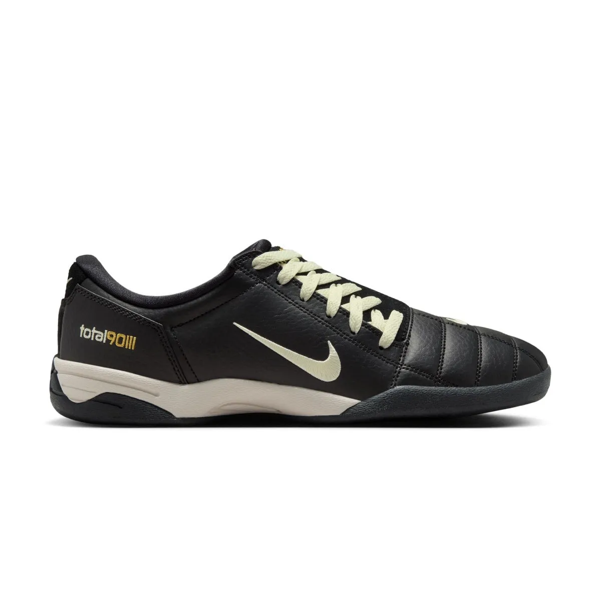Super Light Soccer Total 90 'Black Metallic Gold'