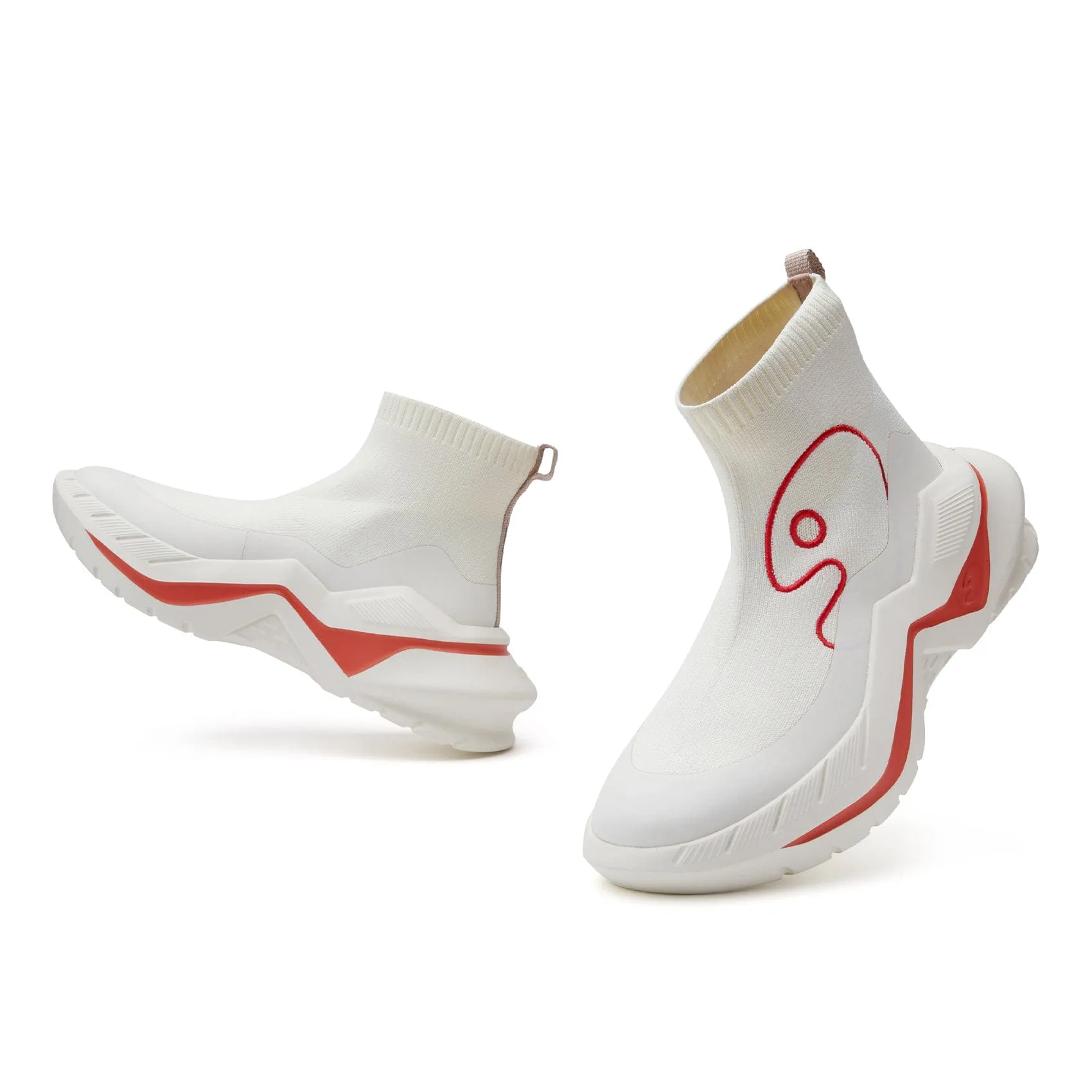 Whisper White Chueca IV Women Mellow Basketball Shoes