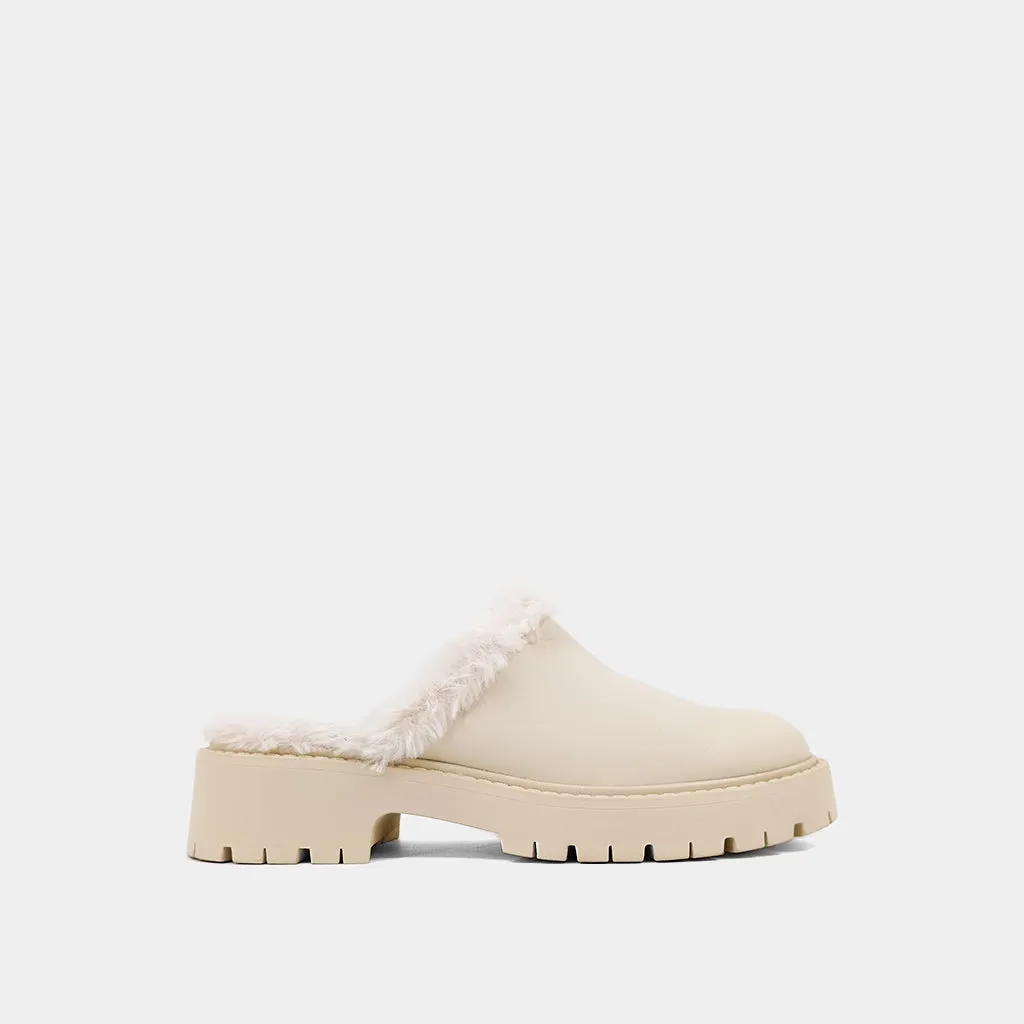 Flat Shoes Made From Recycled Plastic TULIP