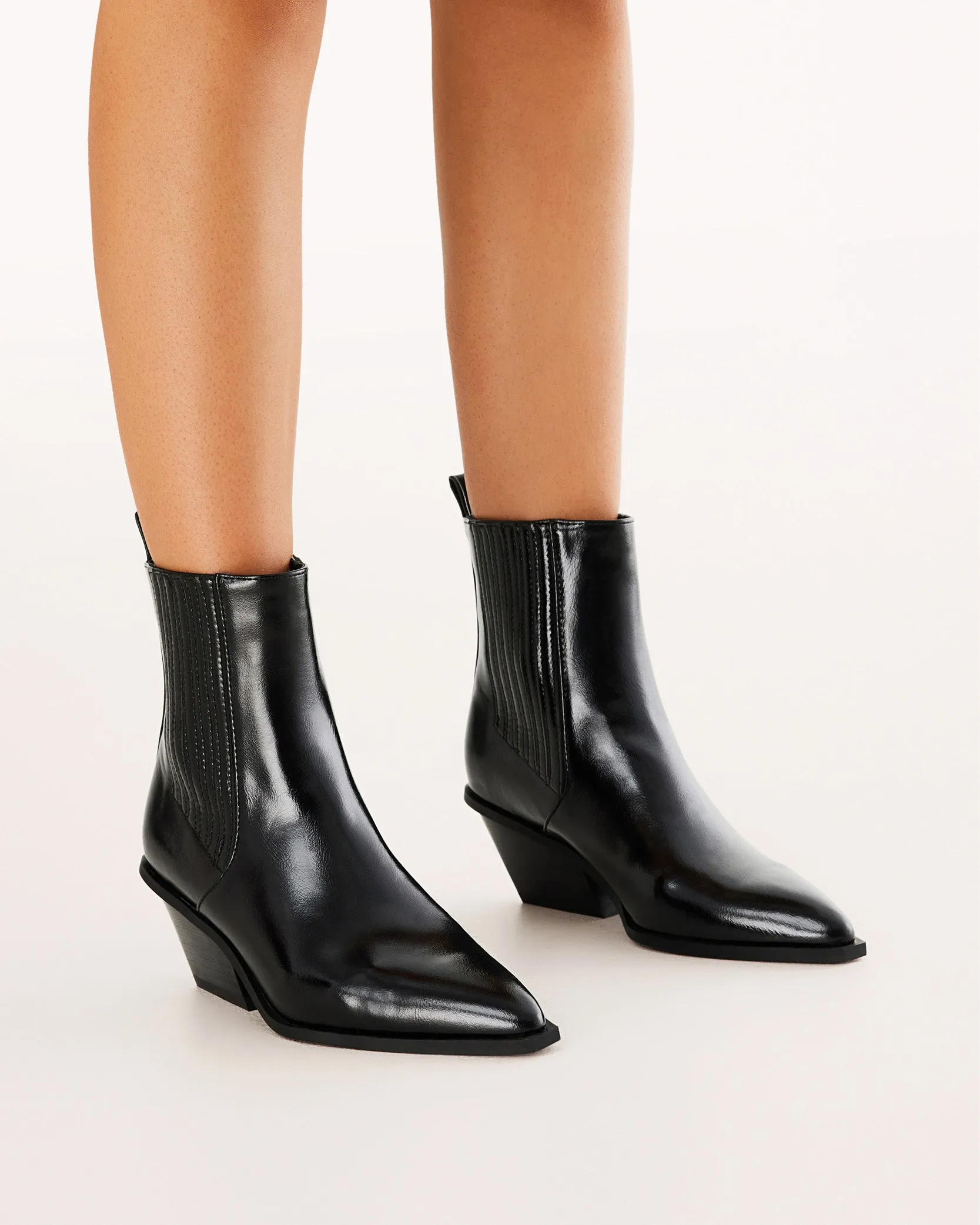 Sandstone Chelsea Boots UNAI - BLACK SHINE