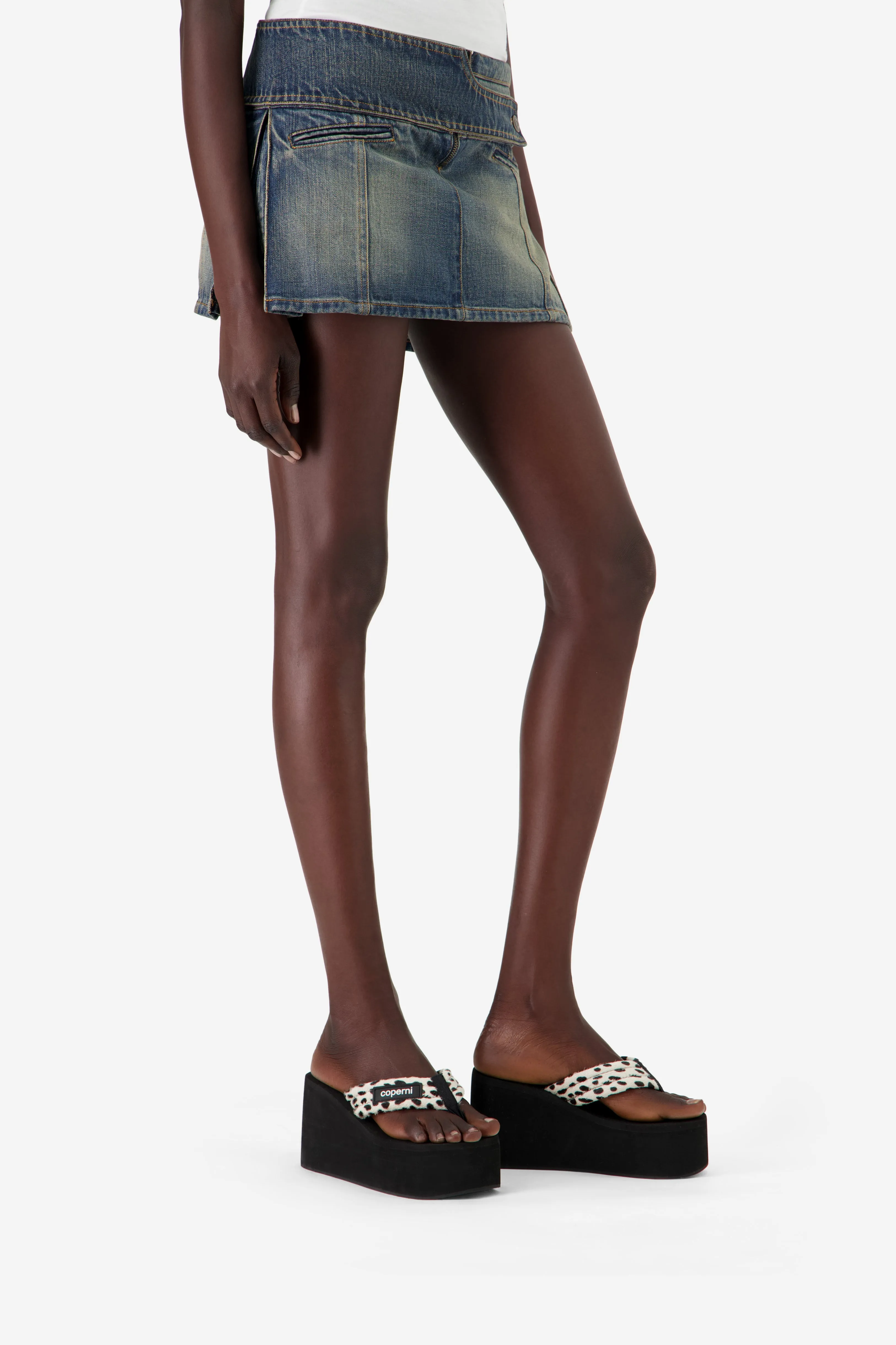 Wedges Toe Box Flip Flops