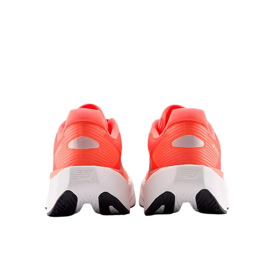 Models New Balance Women's New Balance FuelCell Rebel v5