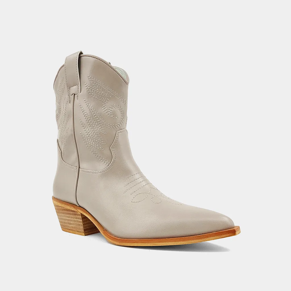 ZAHARA Boots Baker